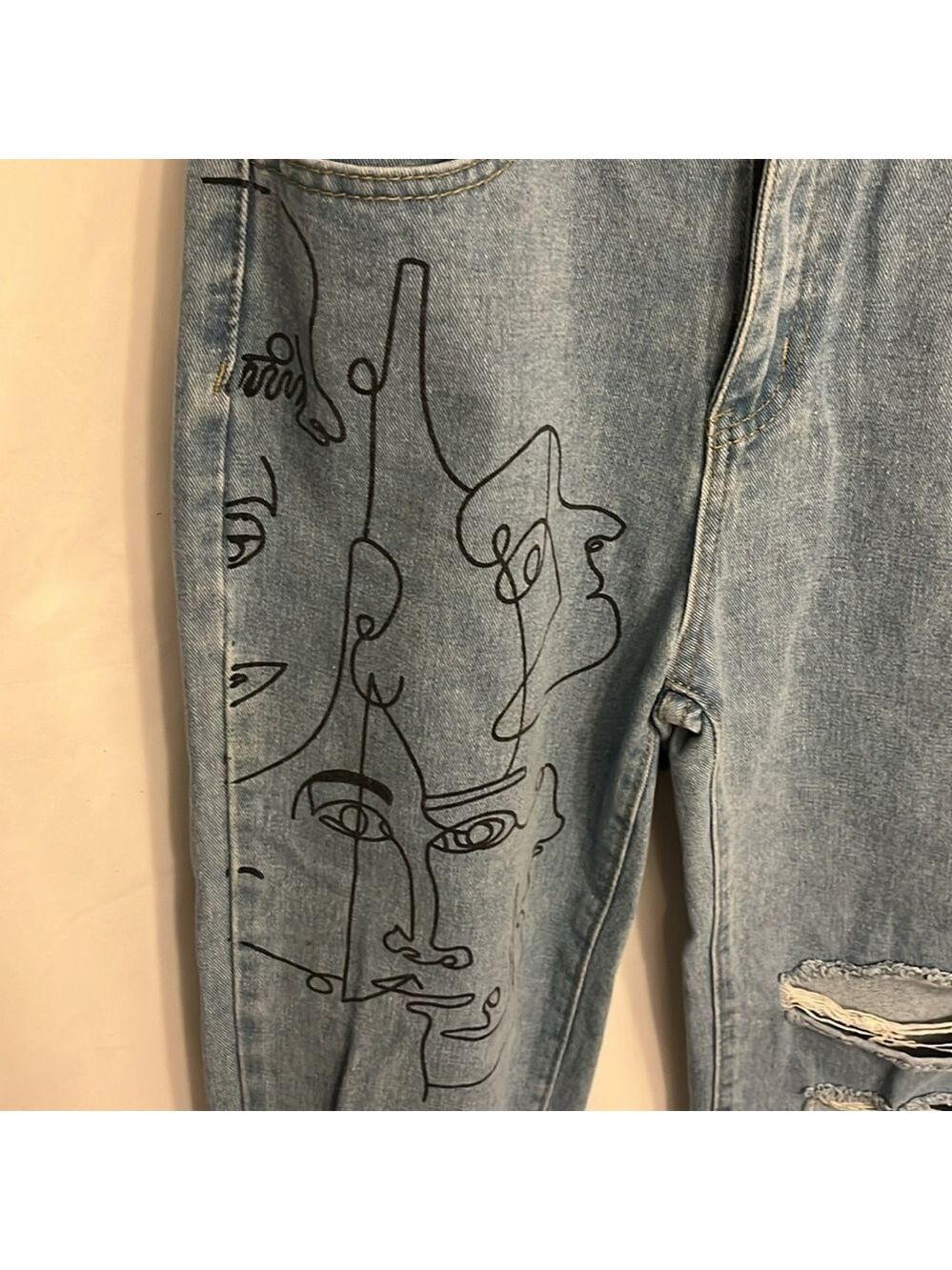 Picasso face print distressed jeans size xs